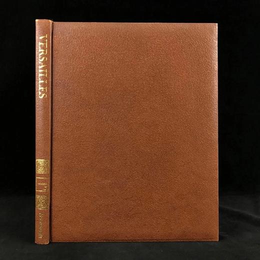 凡尔赛宫图集 数百幅插图 精装大16开 商品图0