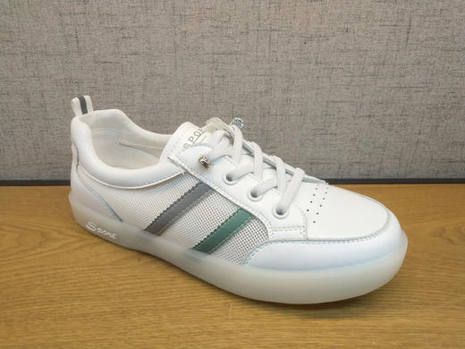 2021夏季新款时尚运动休闲鞋女21230539透气网红凉鞋板鞋豪行正品 商品图1