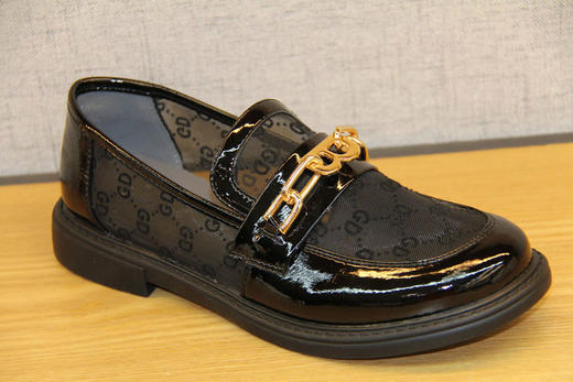 豪行夏新款21201695真皮网纱凉鞋女时尚软底圆头乐福鞋漆皮网面鞋 专柜正品  价格 ¥ 516.00 商品图0