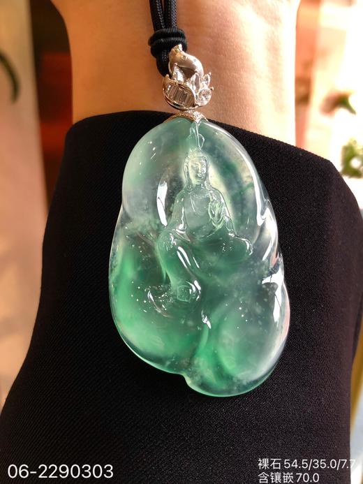 玻璃木那观音吊坠【06-2290303】具体价格微信咨询 商品图0