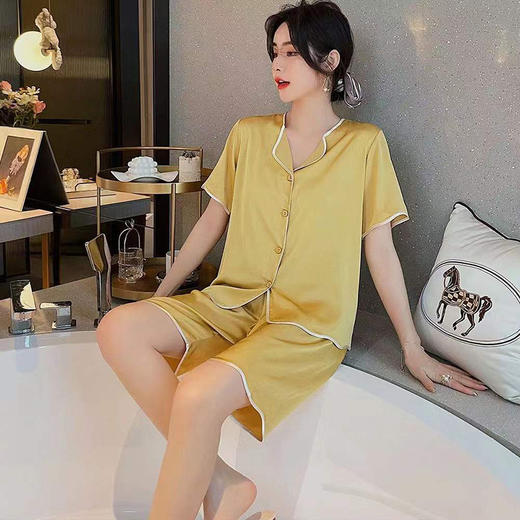 【限时折扣】夏季高端仿真丝睡衣（白色/黄色/黑色/蝴蝶结/浅色豹纹）M-XL 商品图2