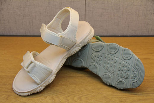 豪行夏季新款20278013运动凉鞋女真皮平底鞋百搭时尚软底舒适女鞋 商品图10