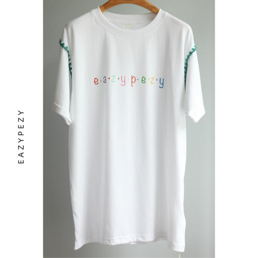 EAZYPEZY 7周年纪念字母彩色缝边T恤 商品图0
