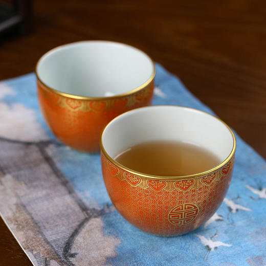 珊瑚红描金寿纹缸杯 商品图3