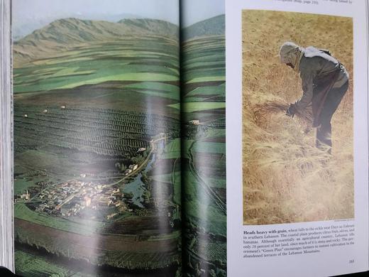 1970年上半年合订本 国家地理杂志 约千幅彩色插图 精装16开 商品图10