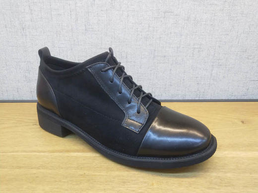 豪行女鞋2021春季新款21149155专柜正品休闲皮鞋低跟显瘦时装单鞋 商品图1