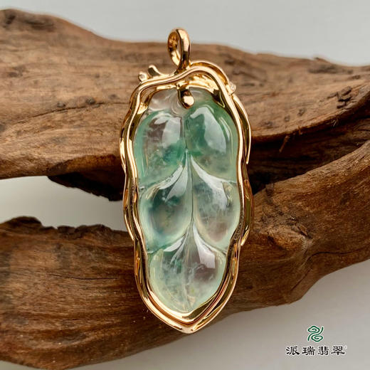 派瑞翡翠 18k金翡翠挂件 冰种 飘花 商品图3