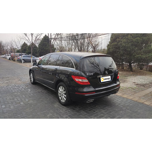 奔驰  R 320 4MATIC 商务 【长租-北京】 商品图4