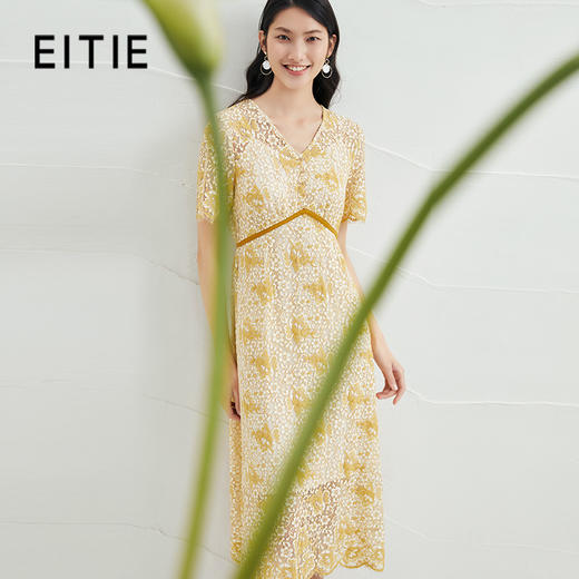 EITIE爱特爱夏季新款温柔气质法式优雅显瘦V领收腰蕾丝连衣裙B2207942 商品图0