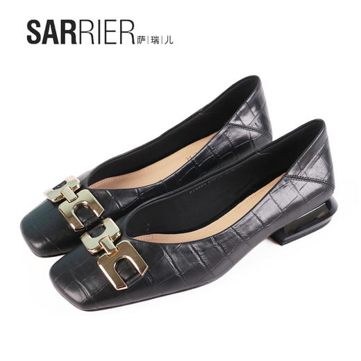 萨瑞儿2022新款亮扣压花牛皮船鞋	213903 商品图1