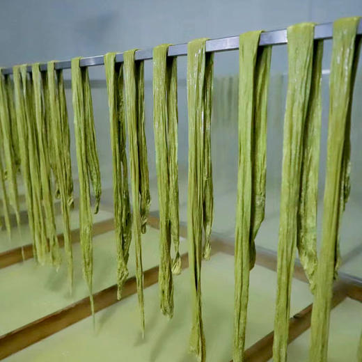 头层鲜腐竹  头层油皮制作  采用优质青豆  传统工艺   筋道嫩滑  鲜食发货  150g 豆制品 商品图9
