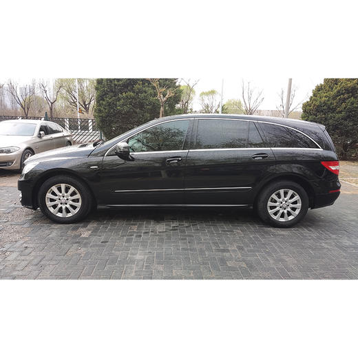 奔驰  R 320 4MATIC 商务 【长租-北京】 商品图5