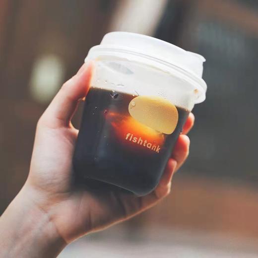 鱼缸旧版logo冰咖啡外带杯 360ml(带盖子） 1条50个 商品图2