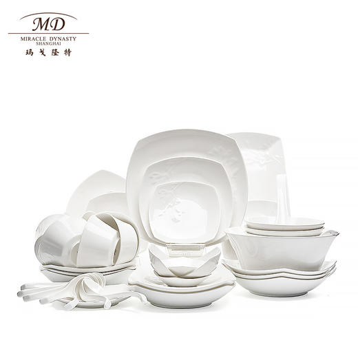 【玛戈隆特】B7F  8人份骨瓷餐具玉兰本色套装家用白浮雕北欧轻奢简约碗盘碟礼盒装 商品图0