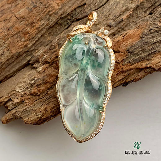 派瑞翡翠 18k金翡翠挂件 冰种 飘花 商品图0