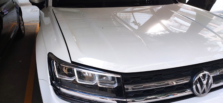 汽车使用的玻璃水，到底有什么用？老司机告诉你，别再花冤枉钱