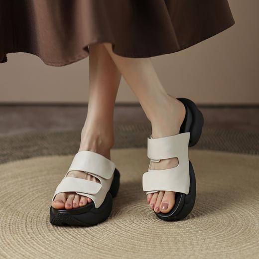 OLD  B83-7 aa时尚松糕平底一字凉拖魔术贴 商品图0