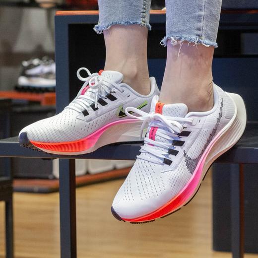 NIKE AIR ZOOM PEGASUS 登月38男女跑步鞋 商品图1