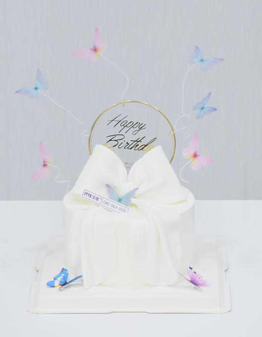 【纯白蝴蝶结】翻糖蝴蝶结奶油蛋糕 商品图1