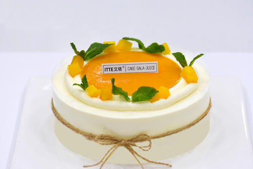 【法式芒果千层】动物奶油、新鲜芒果、手工千层皮；软糯班戟皮，安佳动物奶油搭配芒果果肉，让你感受到热情与甜蜜，是最适合分享的美食~ 商品图1