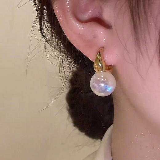 JU-A6328韩国气质时尚百搭设计感人鱼姬珍珠耳扣女金色简约大气耳环耳饰品 商品图1