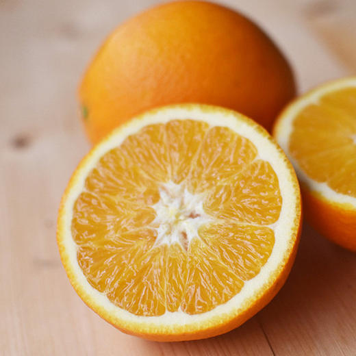 C 国产橙（江西脐橙，带有部分叶子） 商品图2