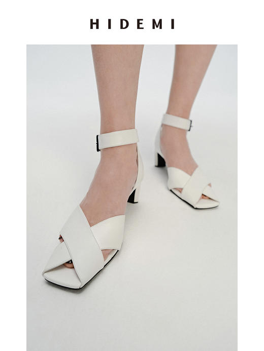 HIDEMI 交叉设计感羊皮方尖头小跟凉鞋皮鞋 白色/黑色 商品图0