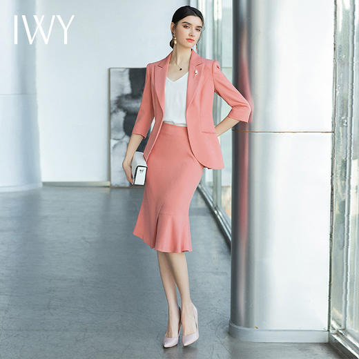 IWY/气质粉色西装套裙女时尚名媛七分袖夏薄款鱼尾裙前台接待职业裙装CS1502 商品图0