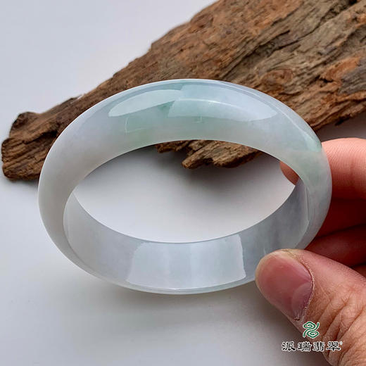 派瑞翡翠 翡翠手镯 糯种 绿色 商品图0
