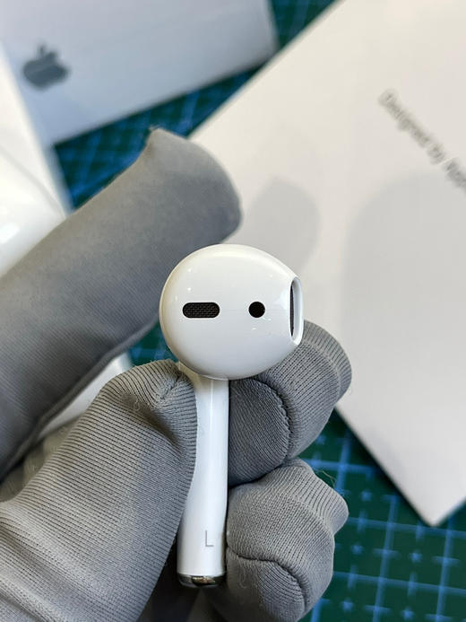 苹果2代无线蓝牙耳机 商品图1