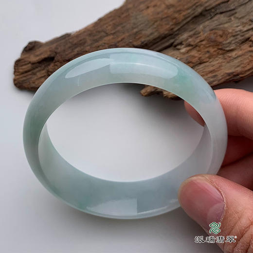 派瑞翡翠 翡翠手镯 糯种 绿色 商品图3