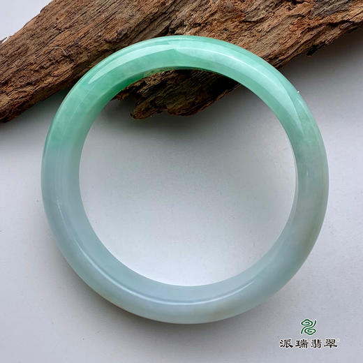 派瑞翡翠 翡翠手镯 糯种 绿色 商品图0