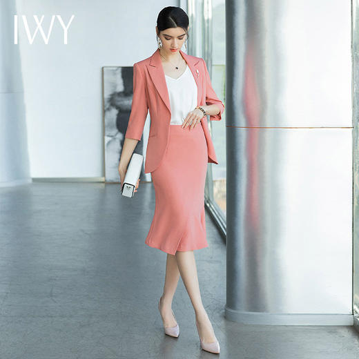 IWY/气质粉色西装套裙女时尚名媛七分袖夏薄款鱼尾裙前台接待职业裙装CS1502 商品图2