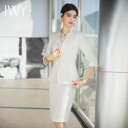 IWY/高端职业装套装女上班气质女神范七分袖米白色名媛小香风西装套裙 商品图2