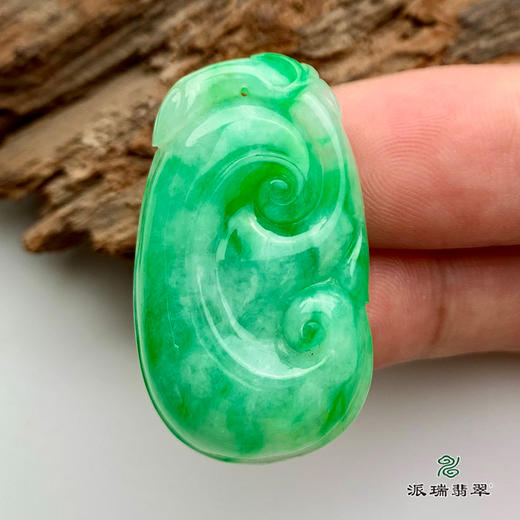 派瑞翡翠 翡翠挂件 糯种 绿色 商品图2