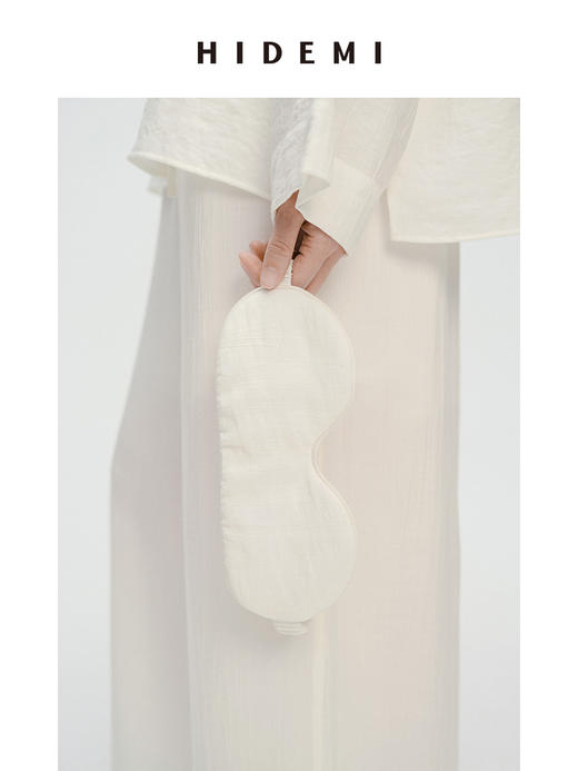 HIDEMI家居系列白色肌理感垂顺缎面睡衣套装//一套附赠眼罩+随行袋 商品图4