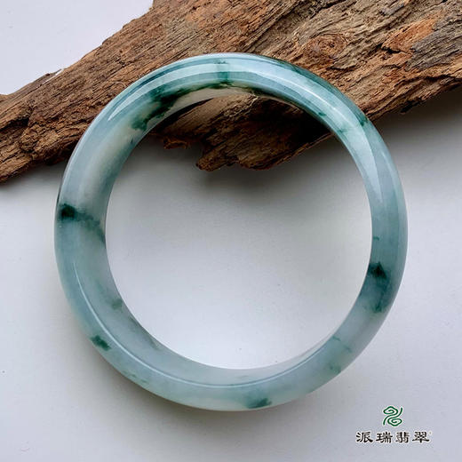 派瑞翡翠 翡翠手镯 糯种 飘蓝花 商品图3