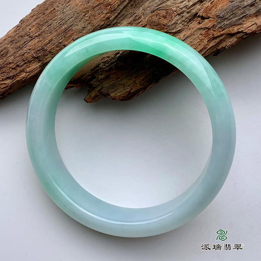 派瑞翡翠 翡翠手镯 糯种 绿色 商品图2