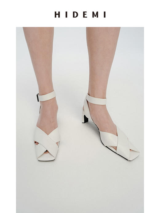 HIDEMI 交叉设计感羊皮方尖头小跟凉鞋皮鞋 白色/黑色 商品图1