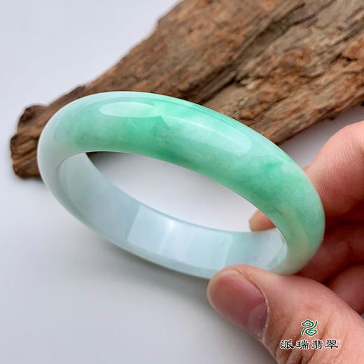 派瑞翡翠 翡翠手镯 糯种 绿色 商品图3