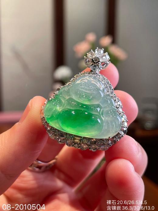 08-2010504，玻璃飘翠佛公吊坠。具体价格微信咨询 商品图0
