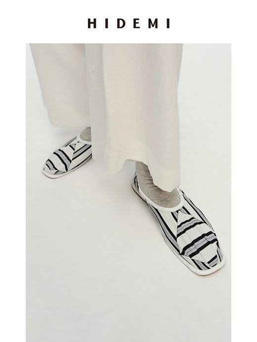 HIDEMI 家居系列都市几何印花小羊皮拼接平底鞋/附赠专属随行袋 商品图4