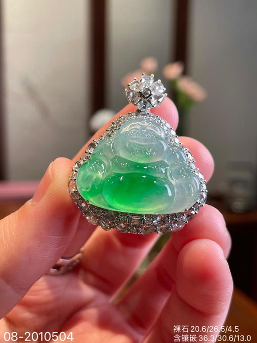 08-2010504，玻璃飘翠佛公吊坠。具体价格微信咨询 商品图1