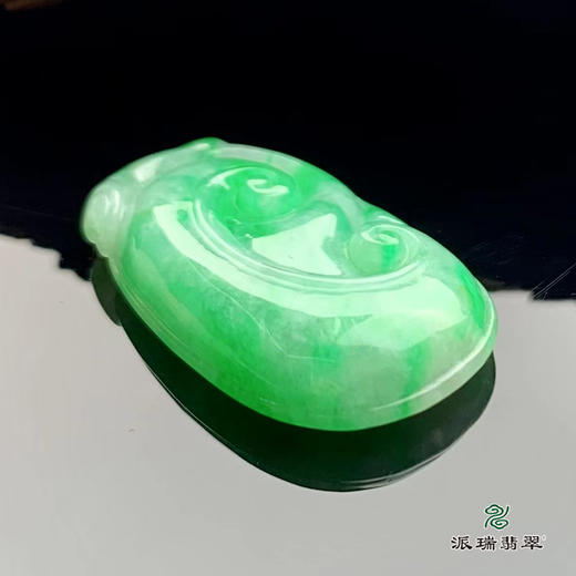 派瑞翡翠 翡翠挂件 糯种 绿色 商品图1