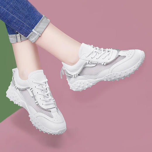 SLW58360新款时尚气质休闲透气弹力一脚蹬软底小白鞋 商品图0