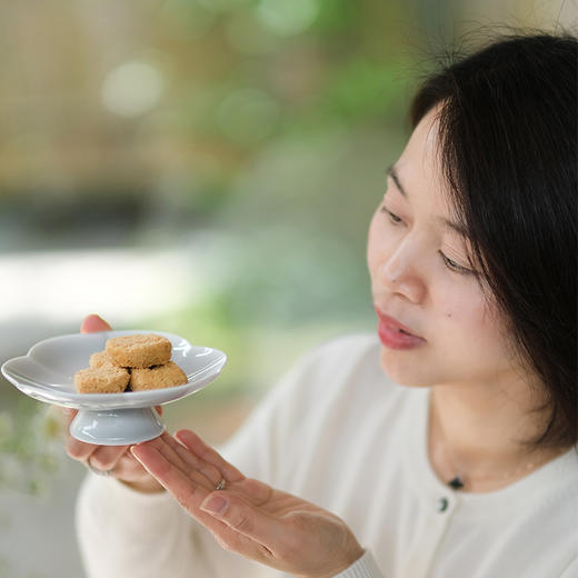 【蜀中糖门中式糕点组合 | 芝麻糕&椒盐酥&桃片糕】甜度适中 几十道工序 纯手工制作 商品图5