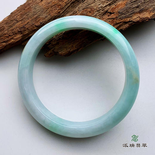 派瑞翡翠 翡翠手镯 糯种 绿色 商品图0