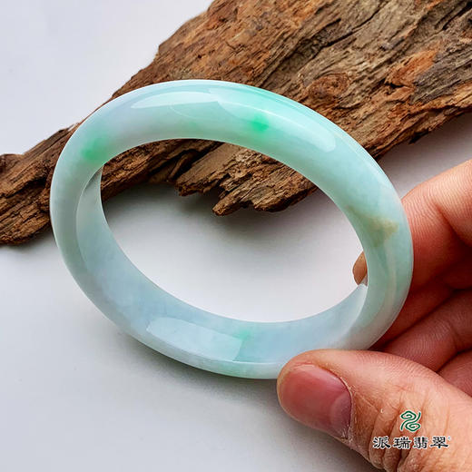 派瑞翡翠 翡翠手镯 糯种 绿色 商品图2