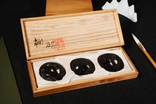80-90年代日本刀镡（一套三枚，可当文镇) 商品图0