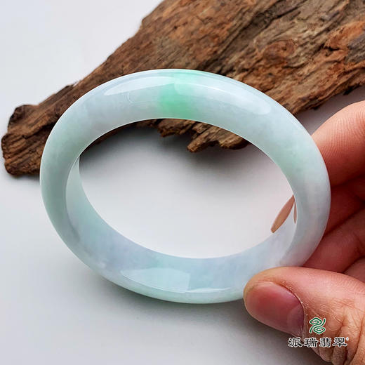派瑞翡翠 翡翠手镯 糯种 绿色 商品图1